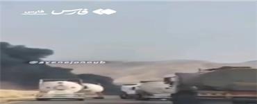 فیلم/ حریق تانکر حامل سوخت منجر به مسدودی موقت جاده جم شد