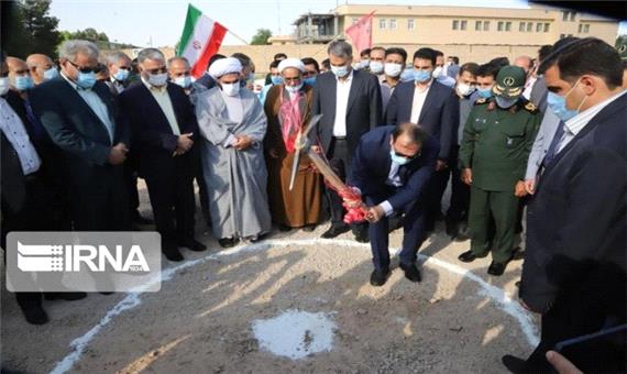 کلنگ ساخت 192 واحد مسکونی اقدام ملی در مرودشت به زمین زده شد