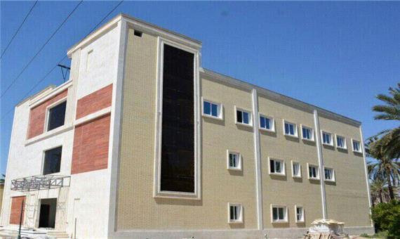 دستگاه تشخیص سرطان به بیمارستان جهرم اهدا شد