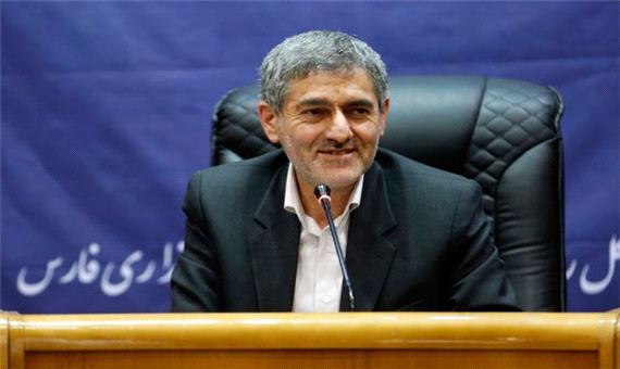 استاندار فارس : برای احداث گلخانه ها، تسهیلات کم بهره ارائه می شود
