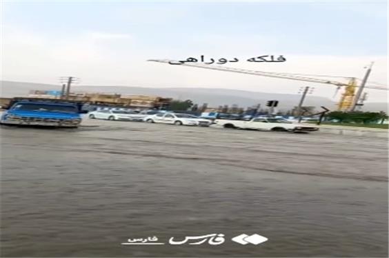 باران شدید و آبگرفتی معابر در نورآباد فارس