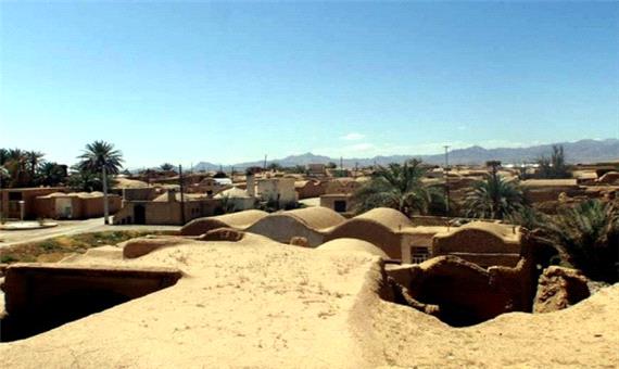 مرمت بازارچه تاریخی روستای هفتادر