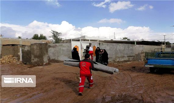 جمعیت هلال احمر جهرم به خانوارهای آسیب‌دیده از باران امدادرسانی کرد