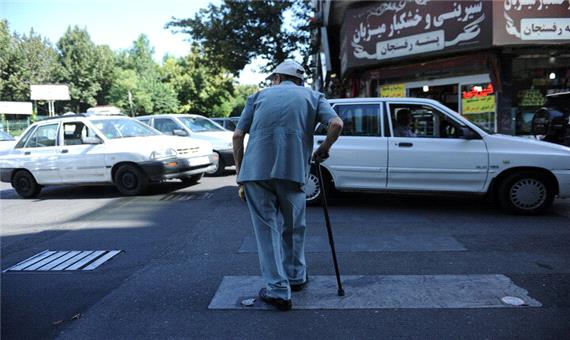هشدار درمورد وضعیت سالمندی در تهران/ مناطق 2،4 و 5 دارای بیشترین سالمند