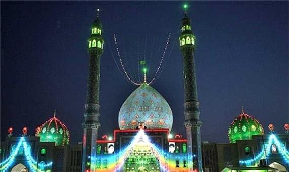 تدارک مسجد جمکران برای پایان هفته زائران/ ندبه‌خوانی بیوکافی در جمع منتظران