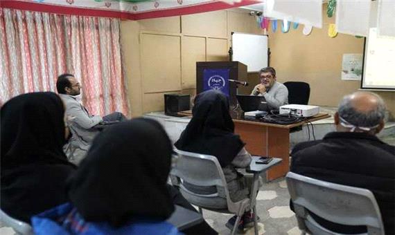 نشست تخصصی “ایرانی‌اَت در جهاددانشگاهی فارس برگزار شد