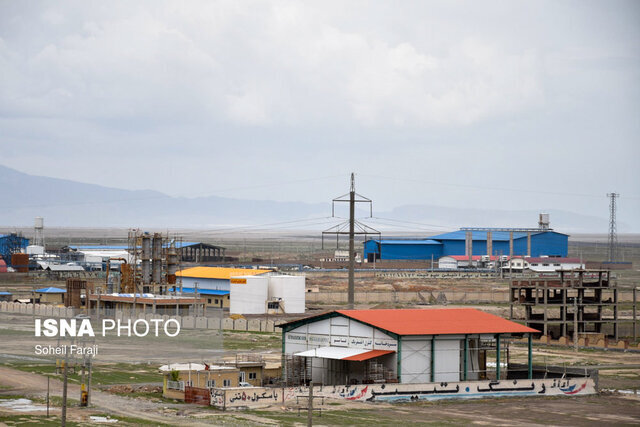 اجرای طرح نظارت بر نواحی صنعتی فارس/قراردادهای راکد فسخ می‌شود