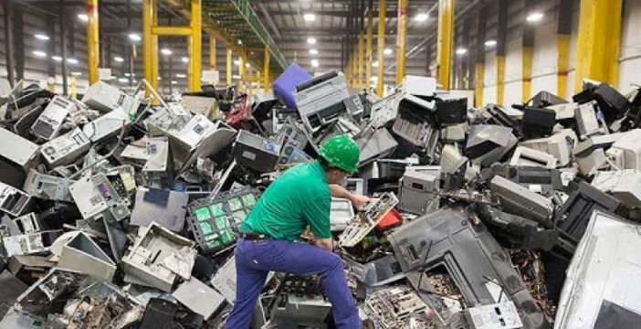 جذب سود هزاران میلیاردی بازار زباله‌های الکتریکی در گرو جمع‌آوری صحیح پسماندها