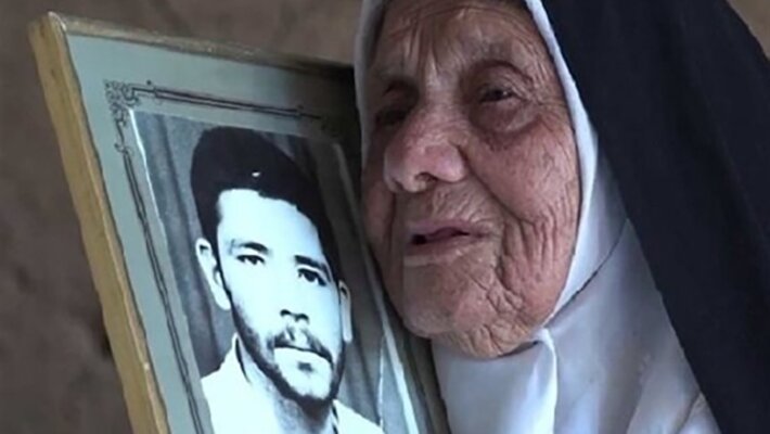 مادر شهید محسن جاویدی به فرزند شهیدش پیوست