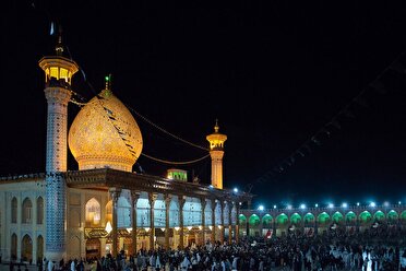 شاهچراغ، در سوگ خورشید