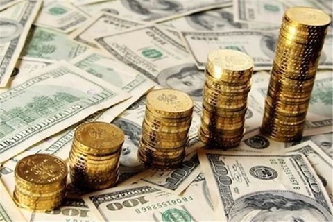 نوسان کاهشی قیمت سکه و طلا؛ دلار ۹۴ هزار تومان