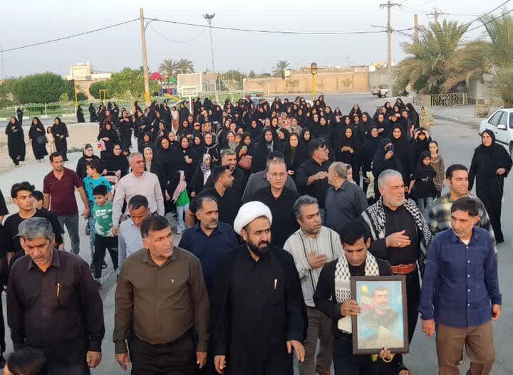 پیاده‌روی و سوگواری شهادت امام رضا(ع) در خنج فارس برگزار شد