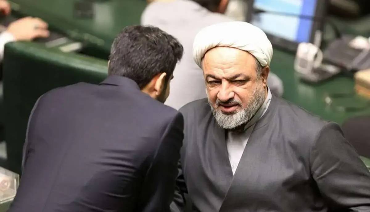 سندروم بنی‌صدر‌سازی
