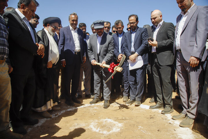 آغاز عملیات اجرایی احداث نیروگاه‌ خورشیدی ۳ مگاواتی برق در خفر فارس
