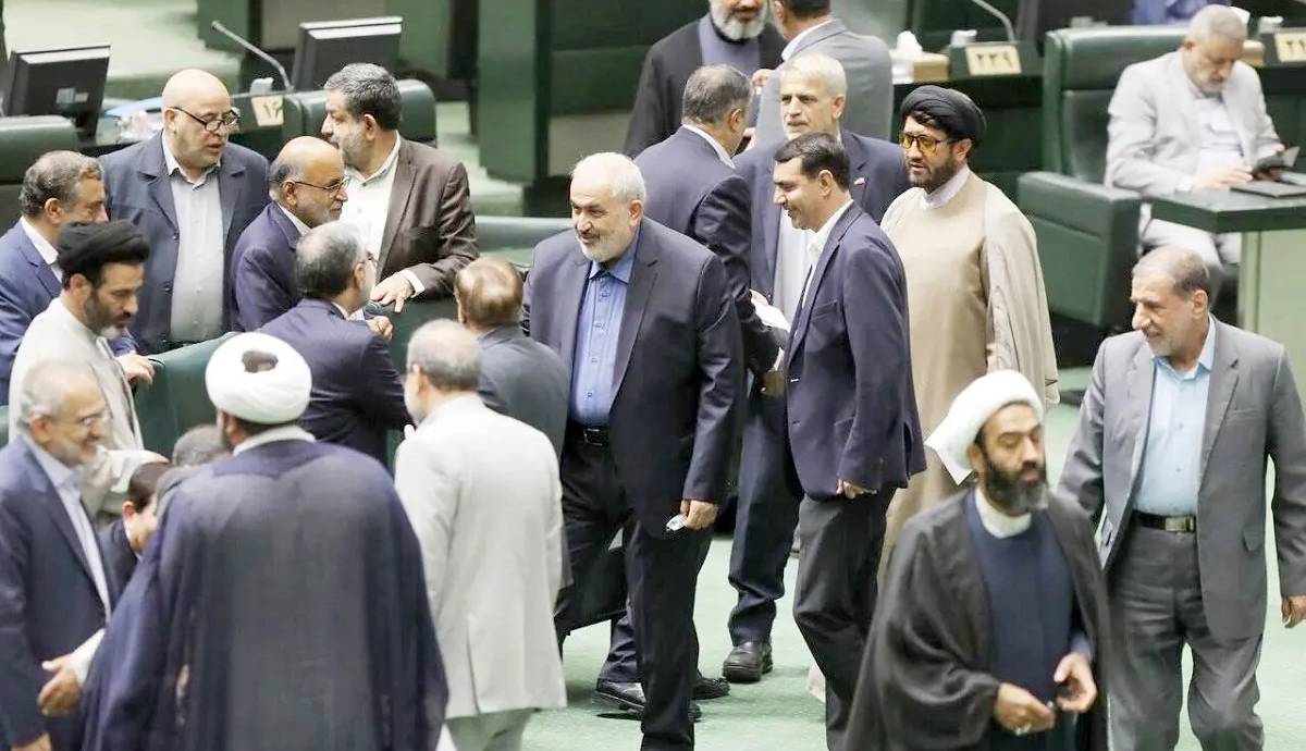 مخازن خالی، صنایع خاموش؛ ناگفته‌های وزیر دولت رئیسی از کشوری که پزشکیان تحویل گرفت