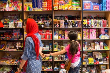 شیرینی بوی مهر با گرانی نوشت‌افزار در بازار