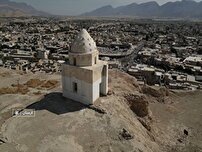 برگزاری جشن هفته وحدت در شهر خور لارستان