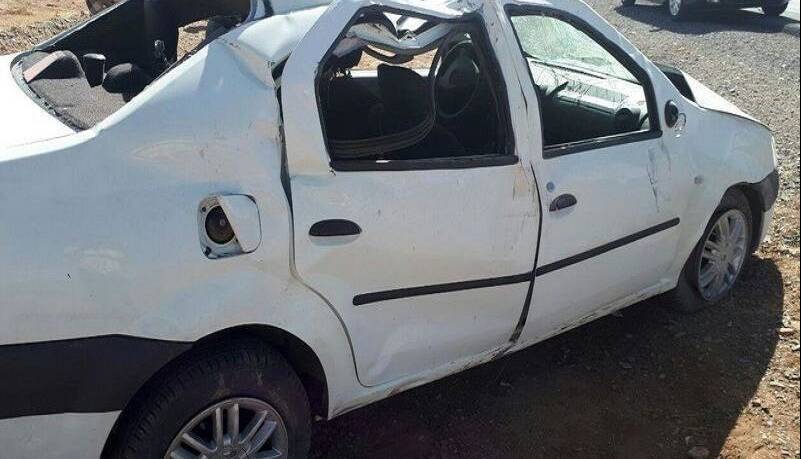پنج مصدوم در حادثه واژگونی خودرو در محور تفت به شیراز