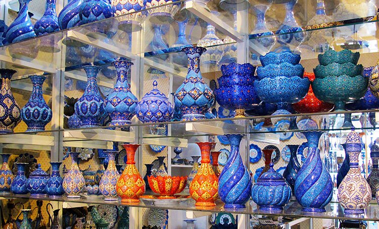 نمایشگاه اقتصاد مقاومتی در جهرم برپا شد