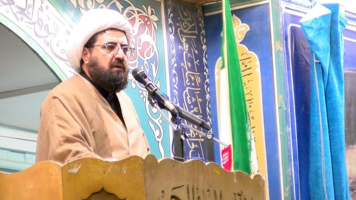 امام جمعه اقلید: ایران قوی نیازمند انسجام ملی و حکمرانی کارآمد است