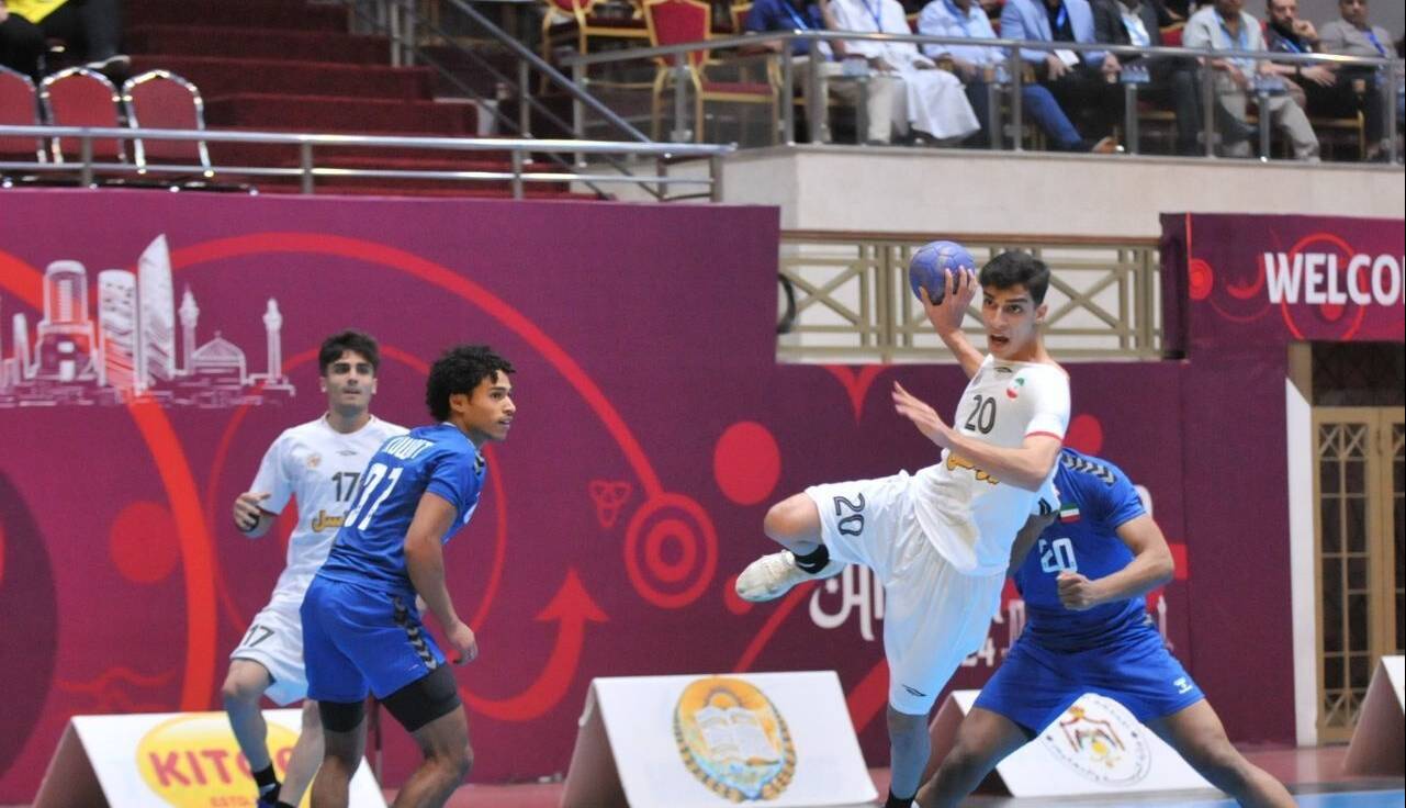 قطب هندبال فارس رکورد زد