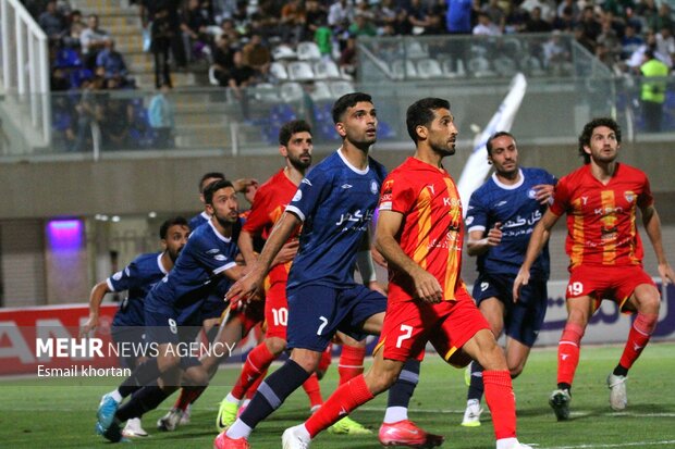 توضیح بازیکن گل گهر در مورد درگیری اش با کاپیتان پرسپولیس