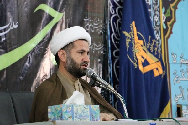 حجت الاسلام محمودی: نماز ستون دین و مسیر قرب الهی است