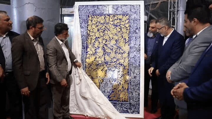 رونمایی از تابلو کاشی هفت‌رنگ شیراز در نمایشگاه اکسپو ۲۰۲۵