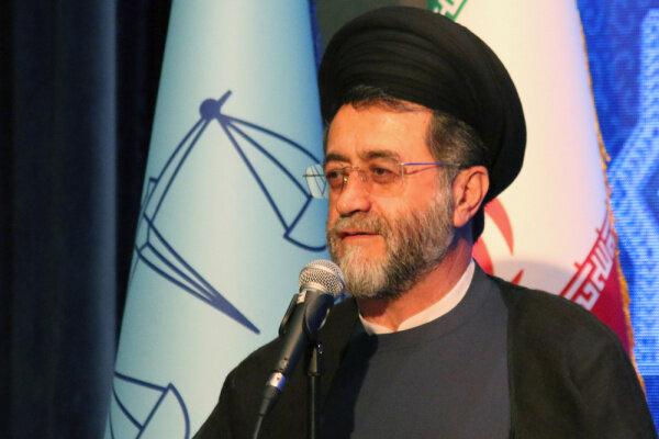 رجایی‌نسب:با متخلفان ساخت‌وساز غیرمجاز باغات قصردشت فوری برخورد می‌شود