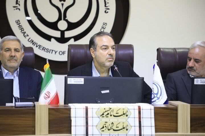 رئیسی: برای حفظ جوانی جمعیت هر زوج باید دو فرزند داشته باشند