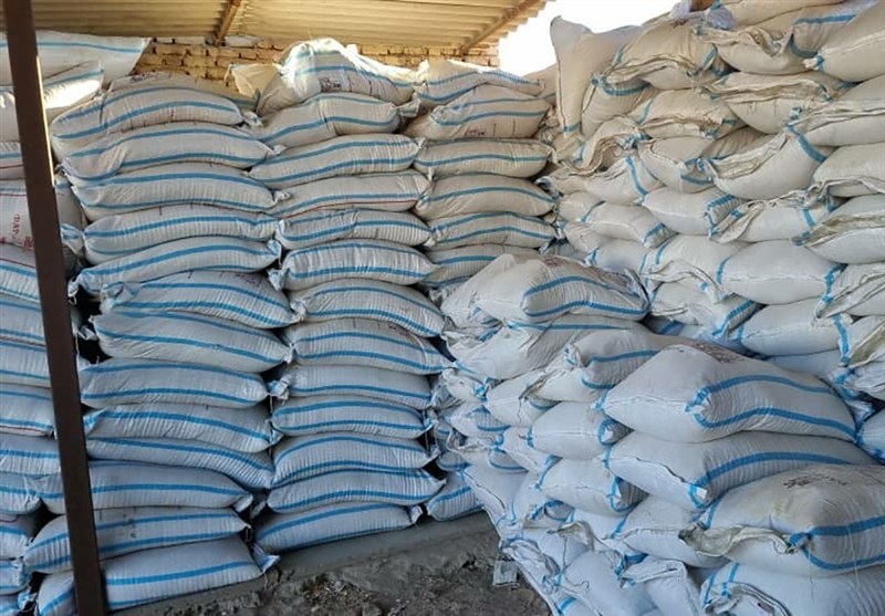 کشف و ضبط ۱۷ تُن کود و سموم تقلبی در شیراز