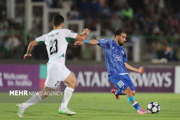 استقلال به دنبال پنجمین پیروزی متوالی/ الوحدات با تمام قوا حاضر می‌شود