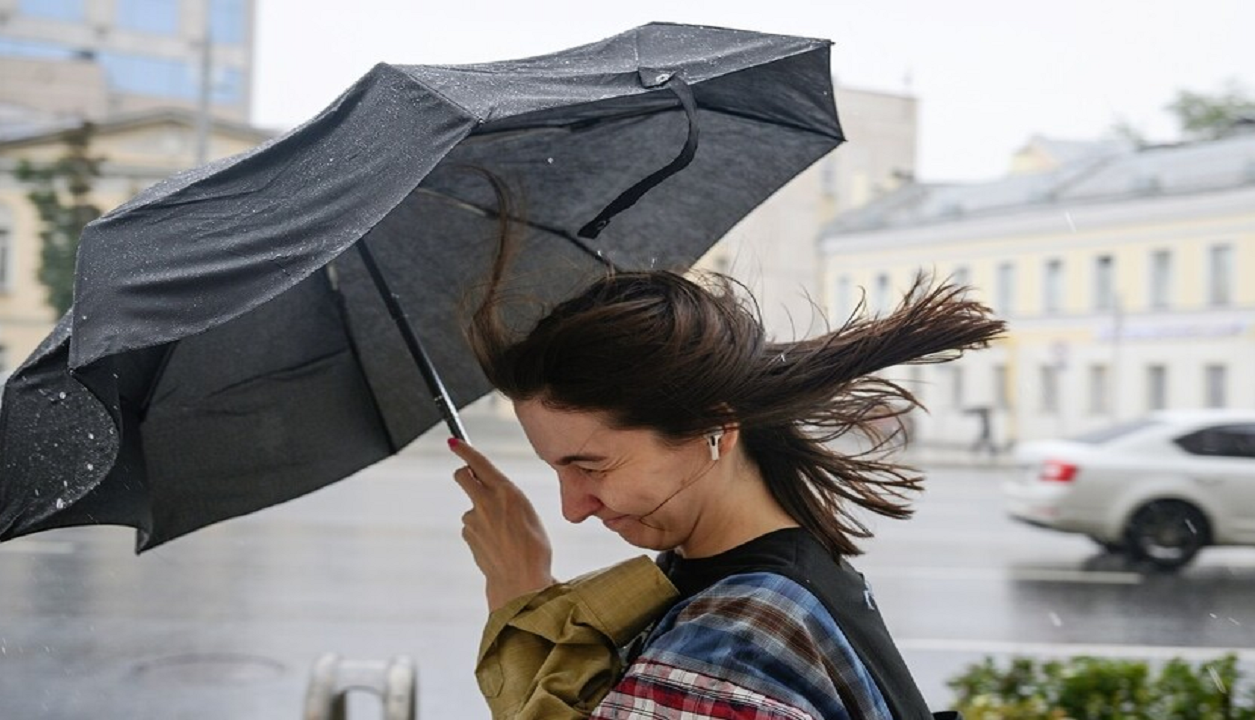 آسیبی که استفاده از یک هدفون به شنوایی می‌زند