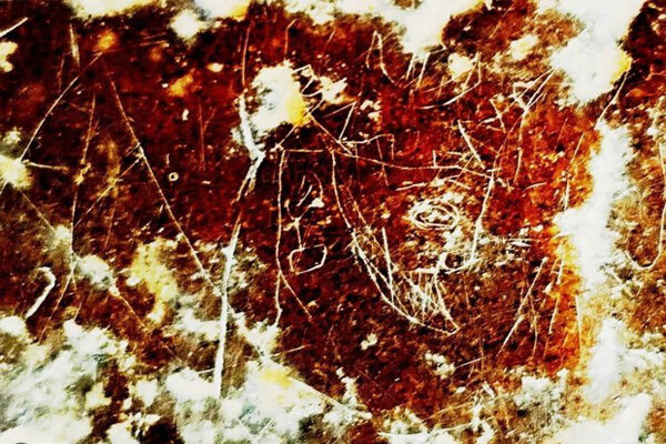 کشف نگاره‌ سوزنی یکی از شاهان ساسانی در صخره‌های شهر استخر فارس