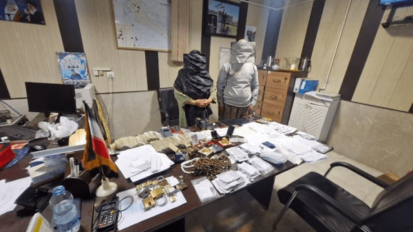 زوج رمال کلاهبردار در مرودشت به دام افتادند