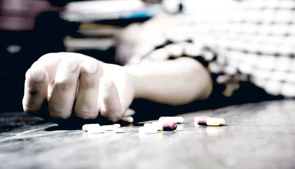 در رنج تصمیم سخت «پایان» ‌