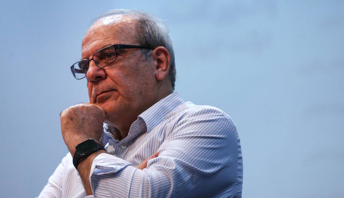 سرمقاله اعتماد/ چرا عقبگرد؟