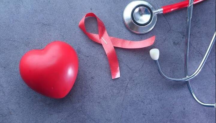 شناسایی ۴۱ هزار مبتلا به HIV در کشور؛ درمان رایگان در ایران