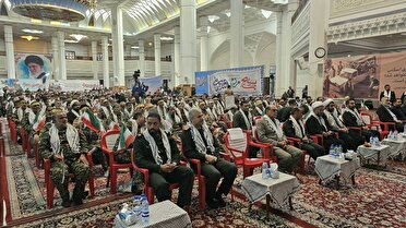 تجمع بزرگ بسیجیان در حرم شاهچراغ (ع)