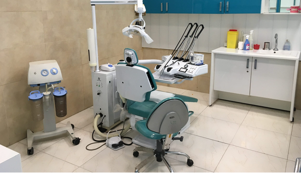 ۲ دندانپزشک قلابی در شیراز به دام افتادند