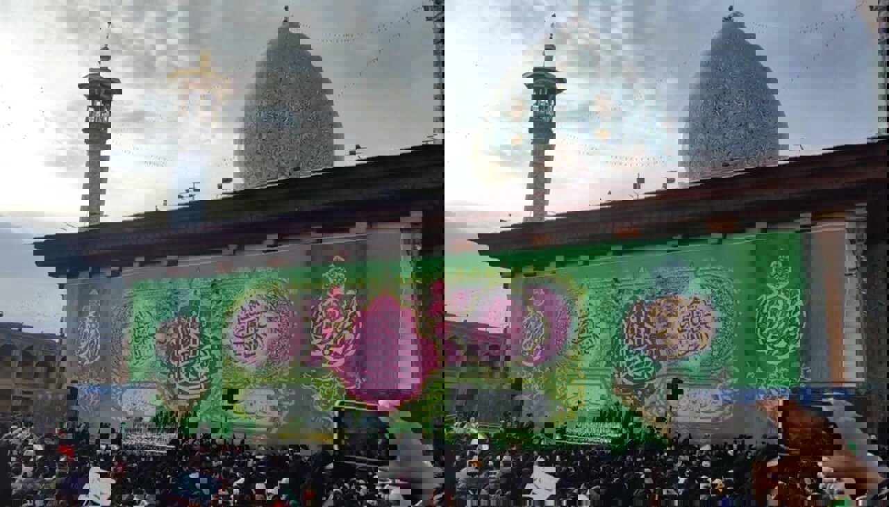 حضور گسترده بانوان در حرم مطهر شاهچراغ(ع)