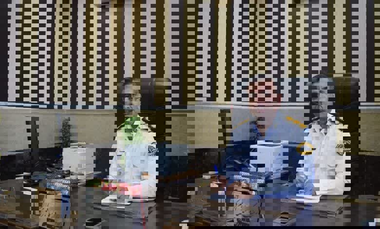 سرهنگ اکبری: رانندگان شیرازی در بارندگی این هفته سفر غیرضروری نکنند