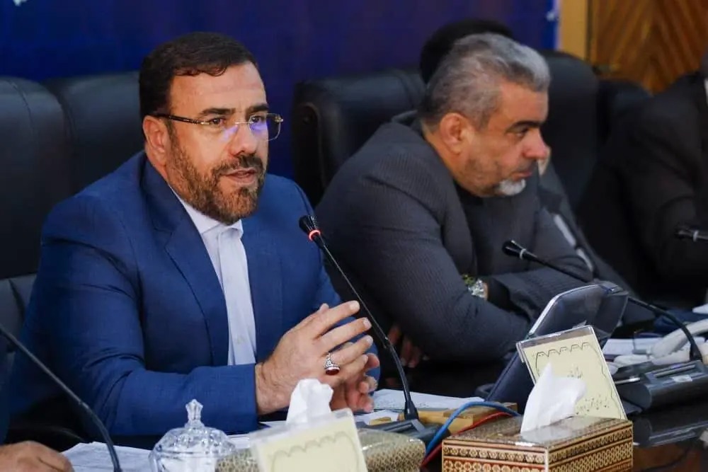 تأکید استاندار فارس بر تقویت هویت ایرانی-اسلامی و نشاط‌آفرینی