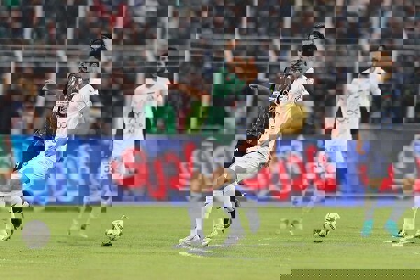 آشورماتوف بازی با گل گهر را از دست داد