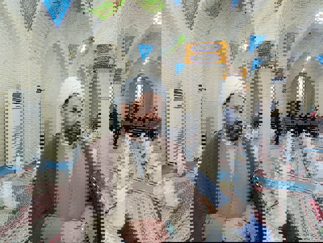 زارع: خیرین فارسی ۴ میلیارد تومان کمک معیشتی به نیازمندان اهدا کرد