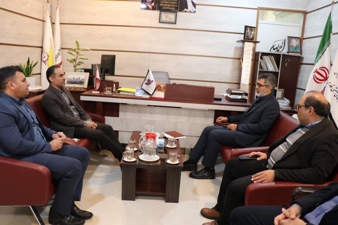 تملک ۲۰۰ هکتار اراضی در سورمق برای شهرک تخصصی انرژی خورشیدی