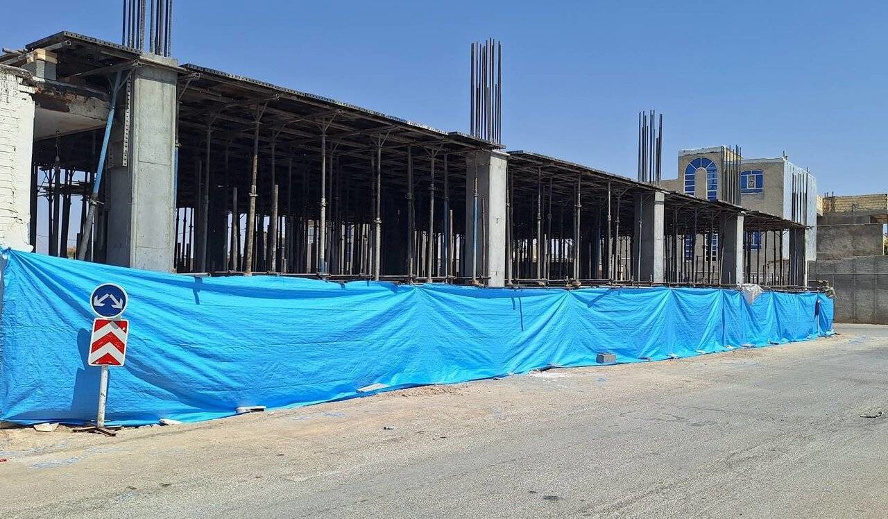 ساخت کتابخانه شهر بهمن آباده از سر گرفته شد