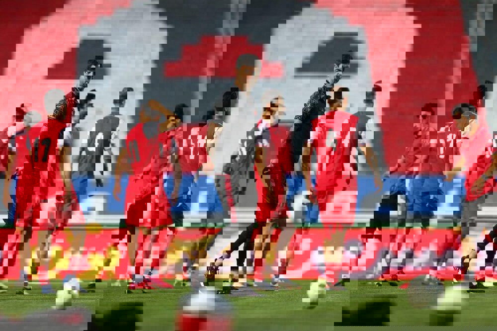 توهین به «کریم باقری» فراتر از یک جنجال/ اسطوره‌هایی که بی‌پناه هستند