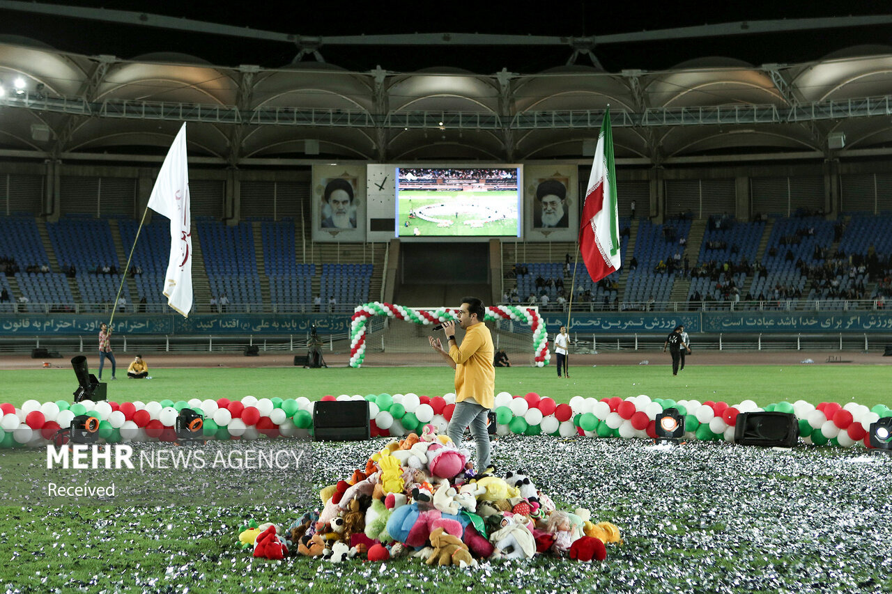 مشهد میزبان بازی استقلال و گل گهر شد