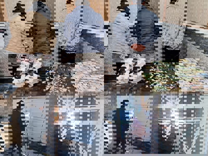 منزل فروشنده مواد مخدر شیشه و هروئین در داراب فارس پلمب شد